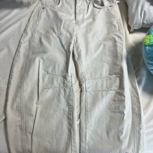 We The Free Cream barrel-Leg Jeans with Contrast Stitching